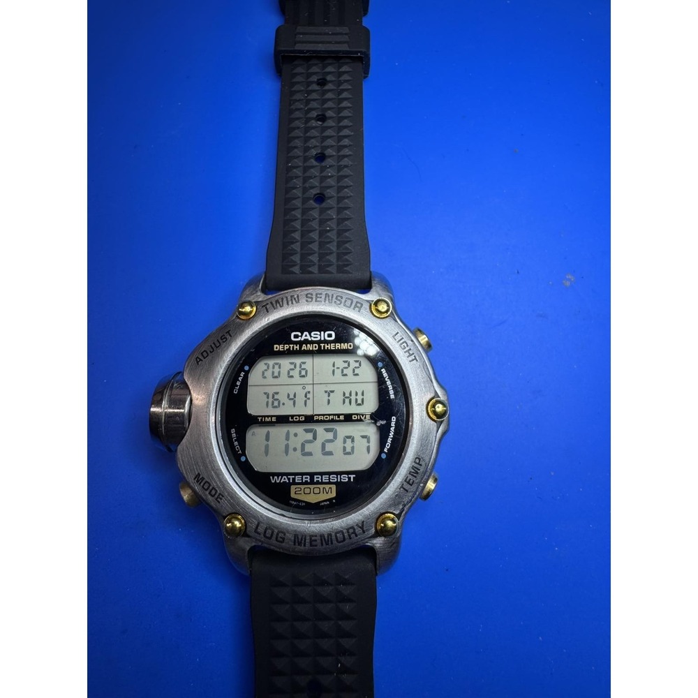 Casio Air Diver Twin Sensor Depth and Thermo Digital Watch 200M Water Resistant